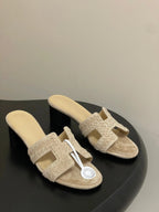 HM 25S ORAN HIGH?HEEL SANDAL IN BEIGE SUEDE AND LAMBSKIN