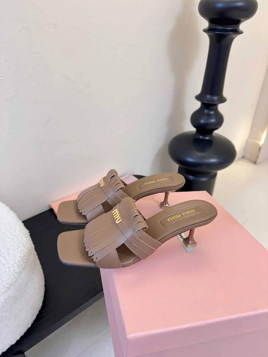 MIU 26ss High Heel Sandals 50 Brown Sheepskin 627356