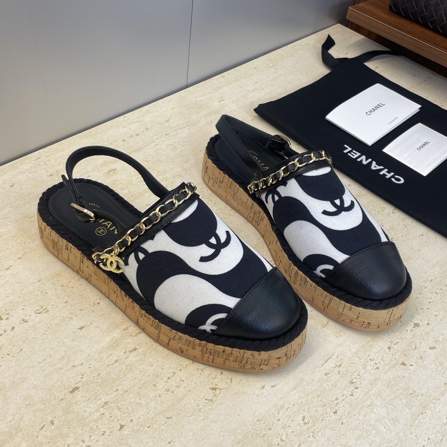 CC 26 Slingback Espadrilles Black Sheepskin Canvas 607462
