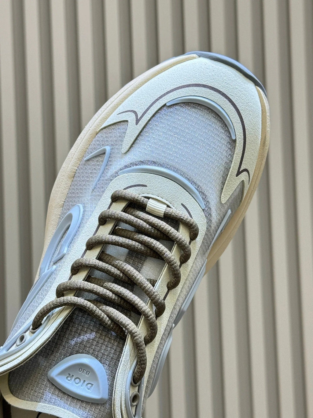 CD 26 B30 Sneaker White Silver Gray Mesh TPU 621818