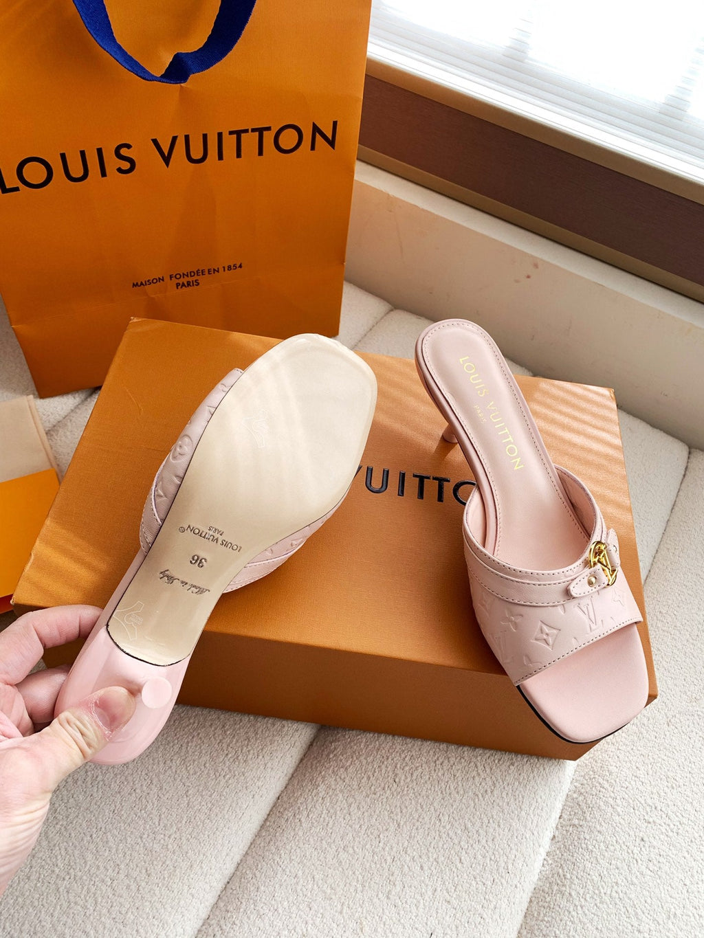 LV 26s High Heels 55 Slippers Light Pink Sheepskin 614982