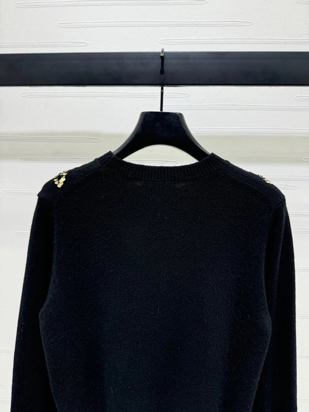 CHANEL SEQUIN CAMELLIA PULLOVER 274882