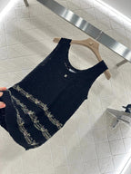 CHANEL SLEEVELESS TOP 272290