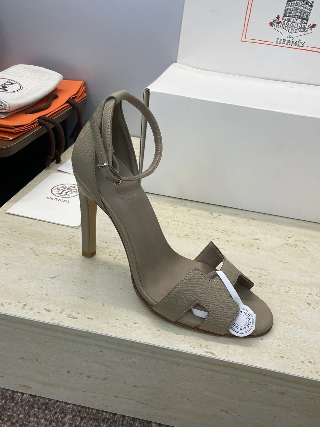 HM 26ss High Heel Sandals 105 Taupe Cowhide 607127