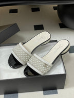 CC 26s Pearl Flat Sandals White Patent Leather 649542