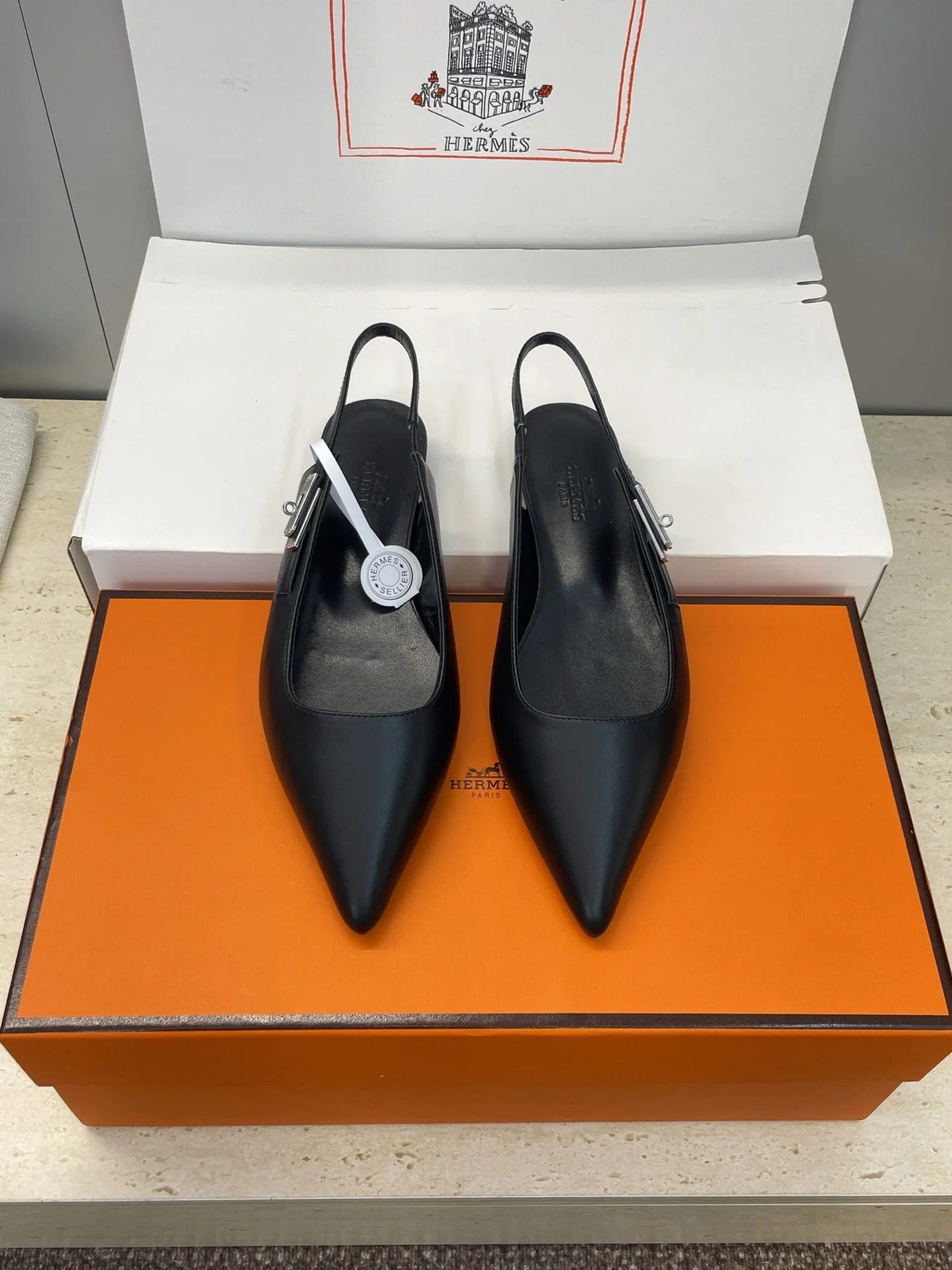 HM 26ss Slingback Flat Black Calfskin 607276
