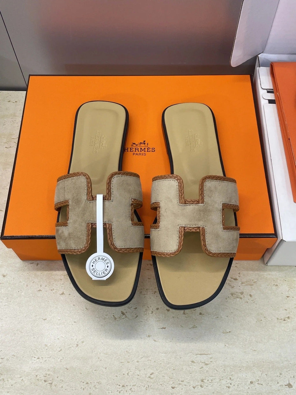 HM 26ss Oran Sandals Beige Brown Suede Calfskin 607253