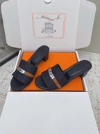 HM 26ss Oasis Sandals Navy Blue Black Denim Cowhide Sliver Buckle 625155
