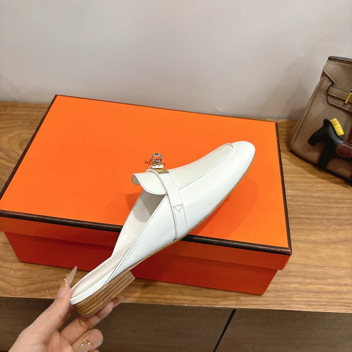 HM 26ss Mule Full White Calfskin Gold Buckle 638468