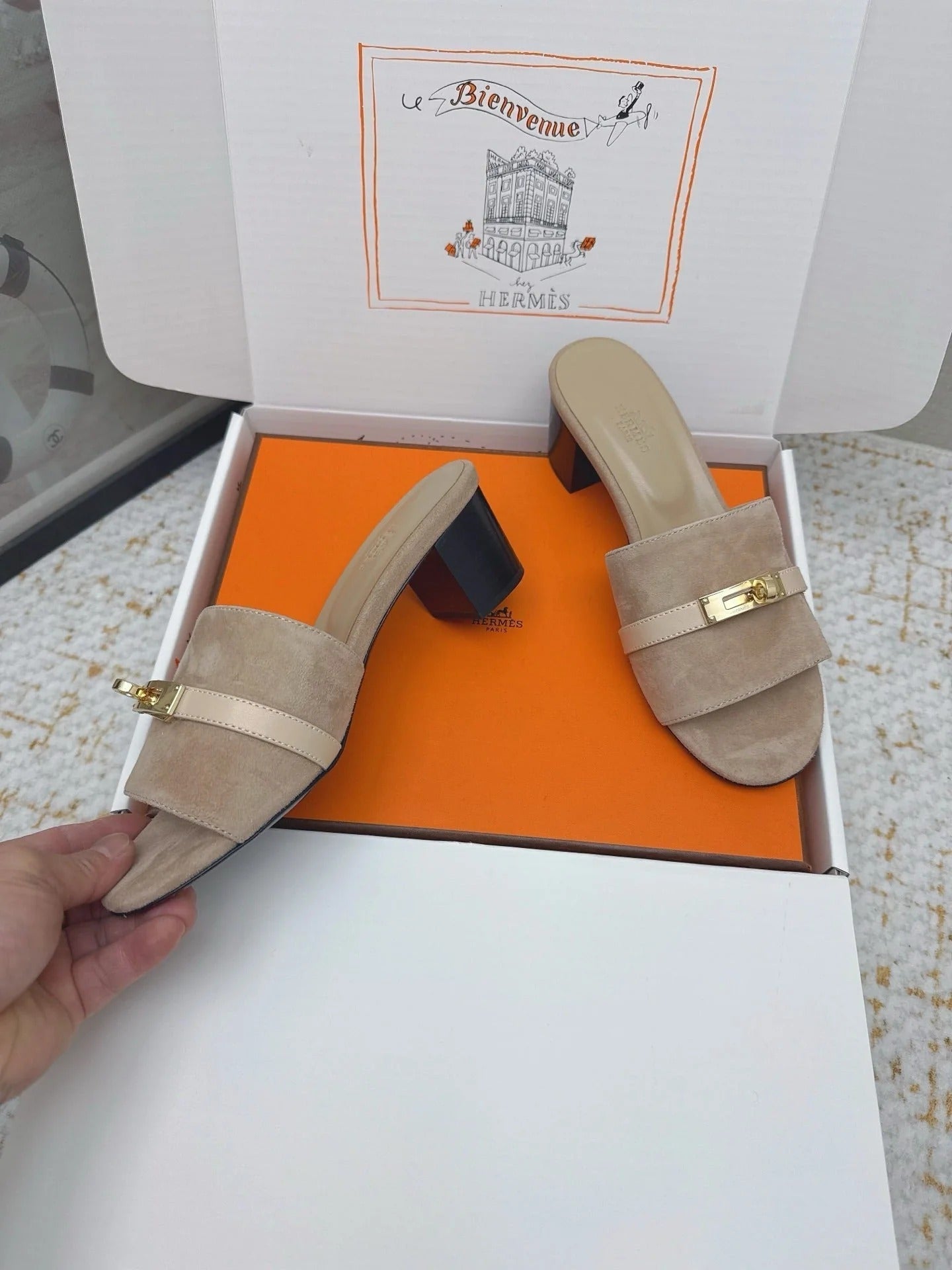 HM 26ss Oasis Sandals 50 Beige Suede Cowhide 625148
