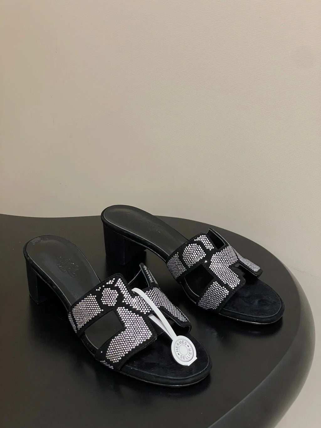 HM 25S ORAN HIGH?HEEL SANDAL 50 MM IN BLACK LAMBSKIN WITH WHITE STONE DETAILS