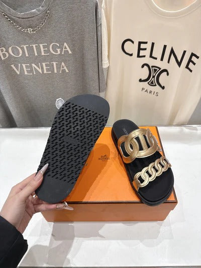 HM 26ss Sandals Black Gold Metallic Cowhide 641274
