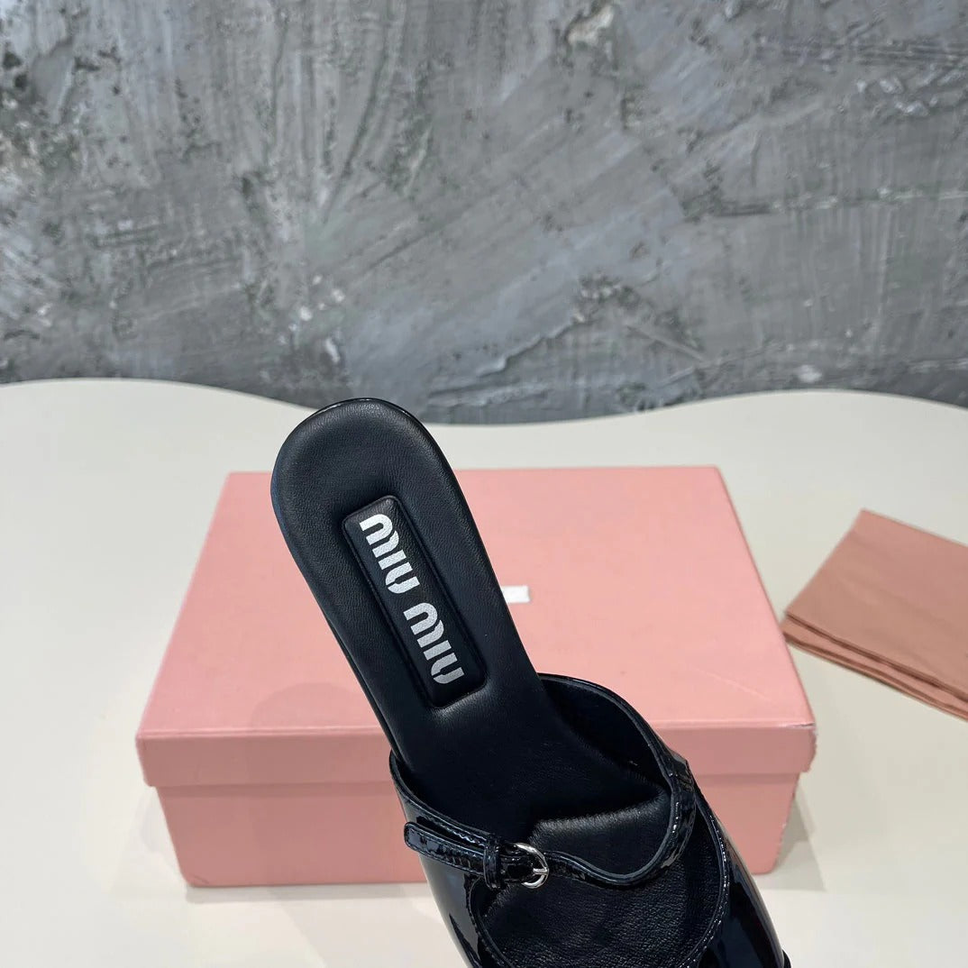 CAP TOE MULES BLACK SHEEPSKIN