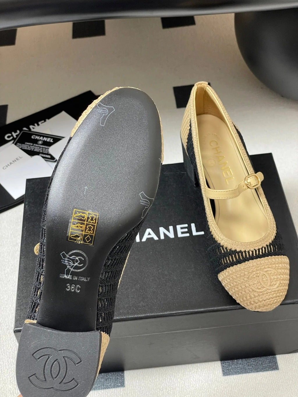 HIGH BALLET MARY JANE 50MM IN NATURAL BEIGE AND BLACK RAFFIA