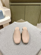 PRA 2026S Flats Mule Nude Patent Leather 657682