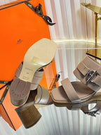 HM 26ss Kelly Buckle High-Heeled Sandals Beige Calfskin 641964