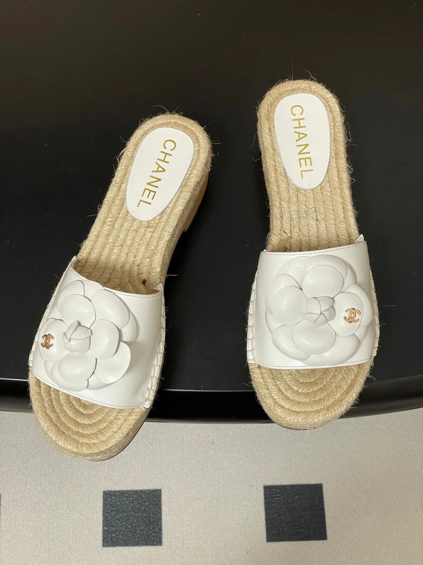 CC 26s Camellia Slippers Beige White Rope Smooth Leather 649401