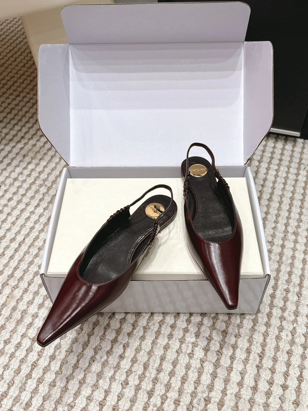 YSL 26ss Flat Slingback Burgundy Glossy Leather 654710