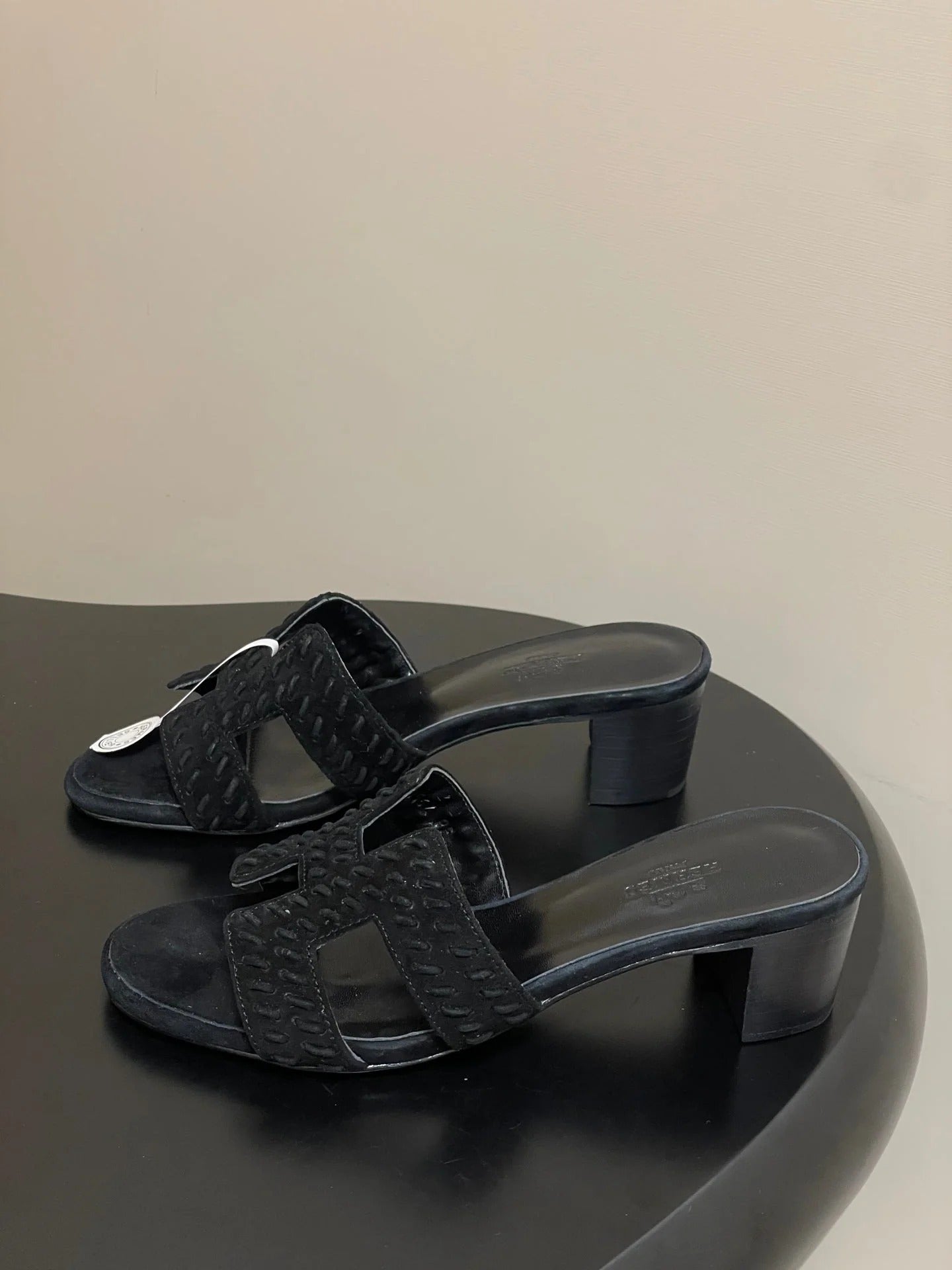 HM 25S ORAN HIGH?HEEL SANDAL IN BLACK SUEDE AND LAMBSKIN