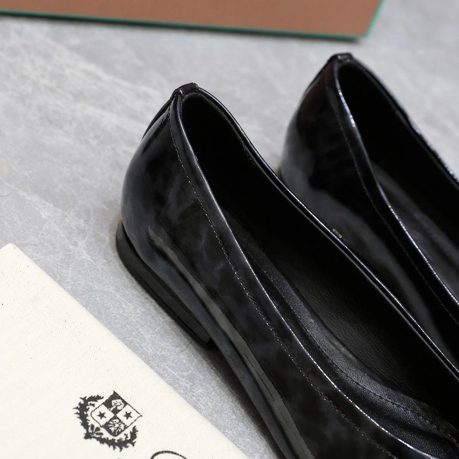Classic Ballet Shoes In Black Leopard Glossy Leather