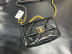 FLAP BAG 26CM GOLD HARDWARE BLACK CALFSKIN