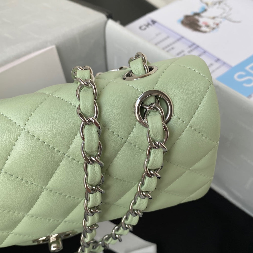 Medium Classic Flap Bag 23cm Light Green Lambskin Silver Hardware