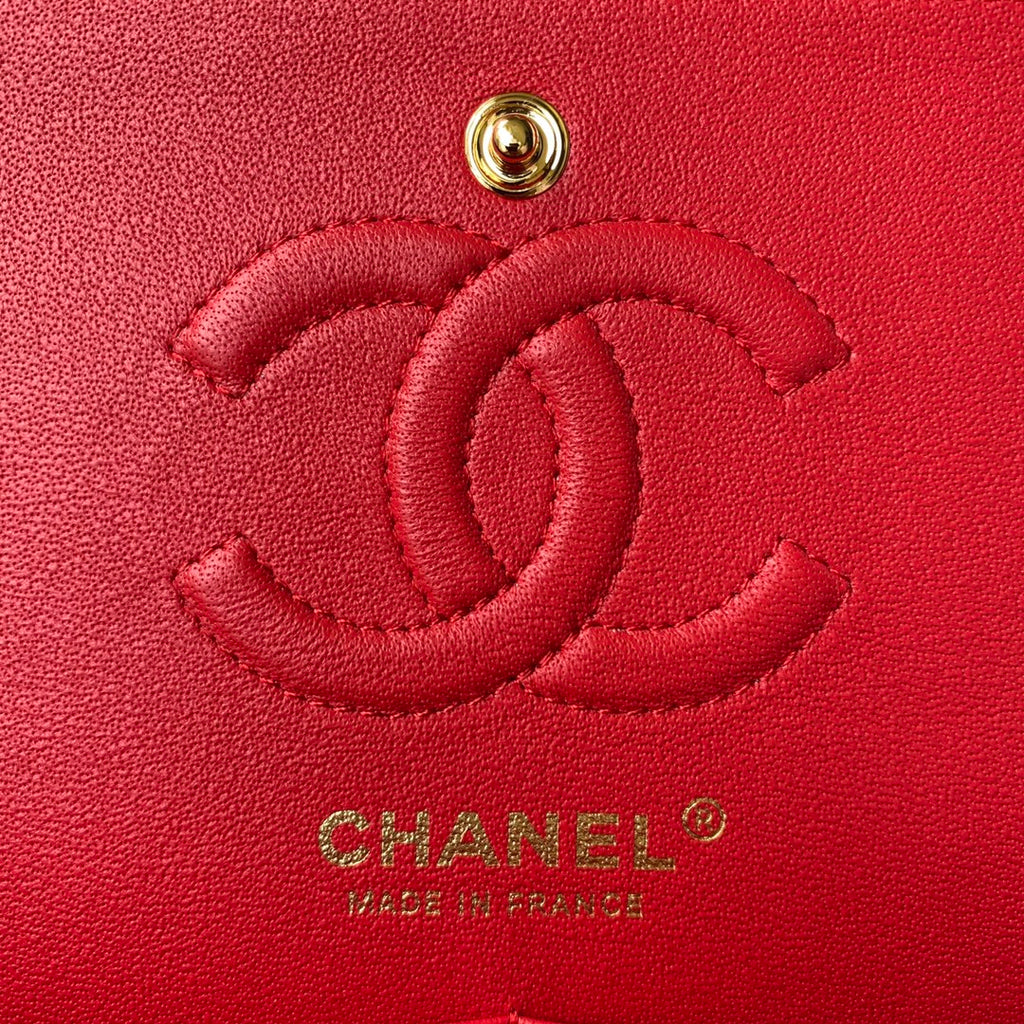 Medium Classic Flap Bag 23cm Red Lambskin Gold Hardware