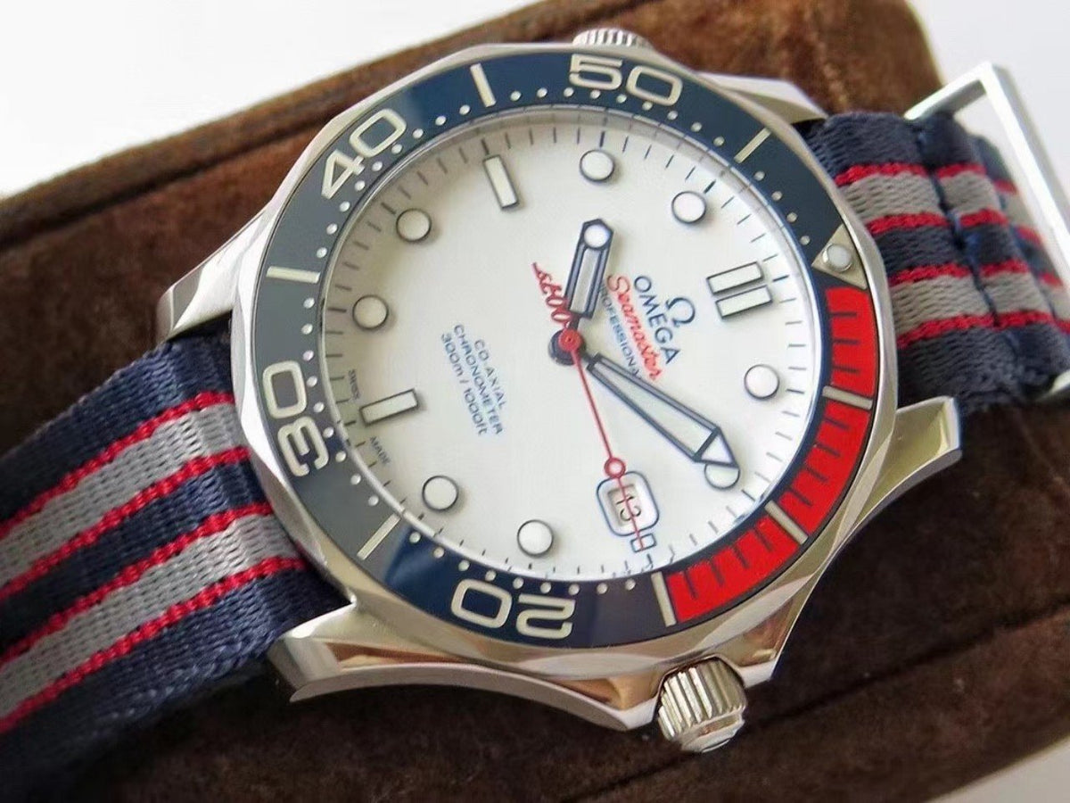 SEAMASTER COMMANDER WHITE DIAL TEXTILE STRAP